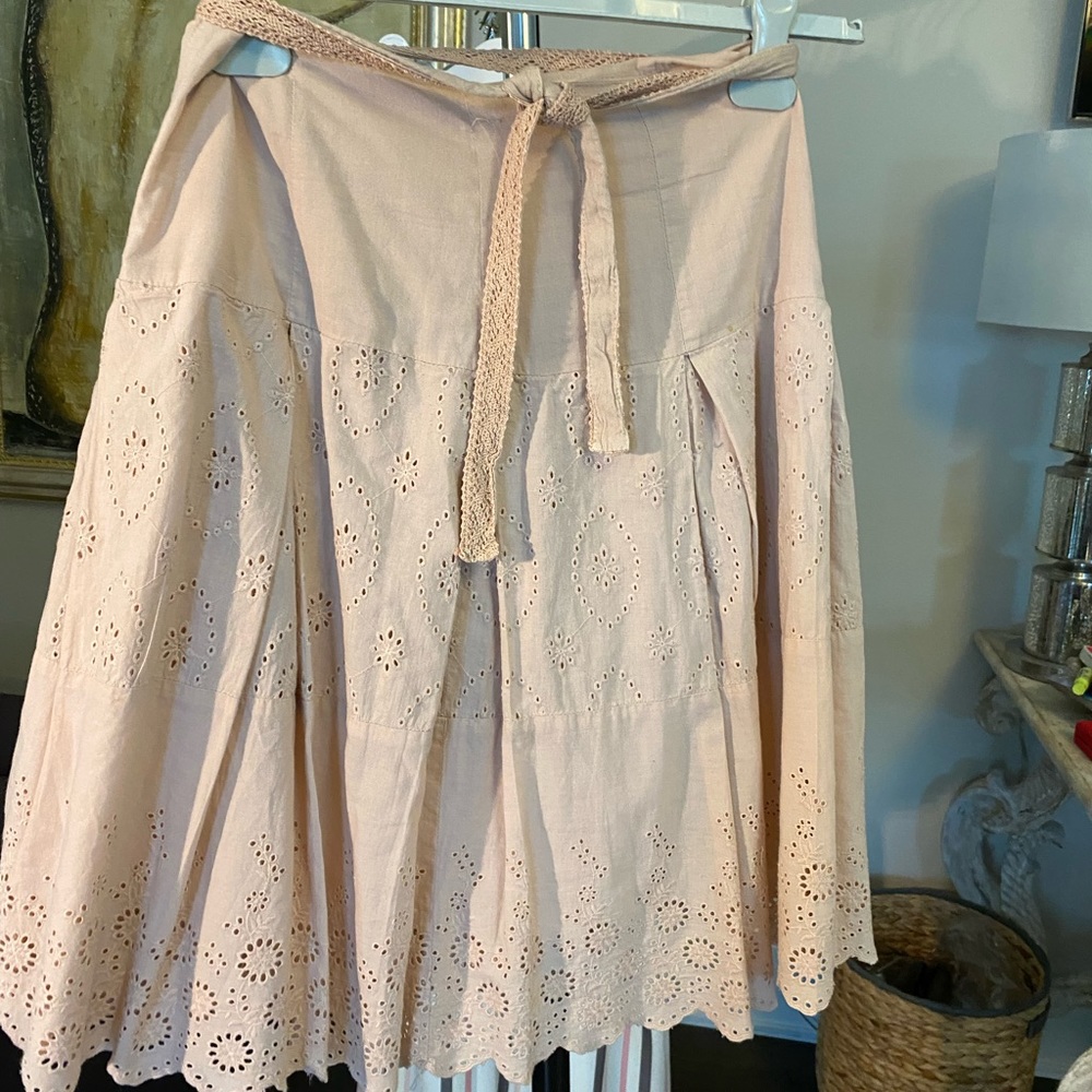 Spectacular hand made ( in Italy) cotton skirt with eyelet detail